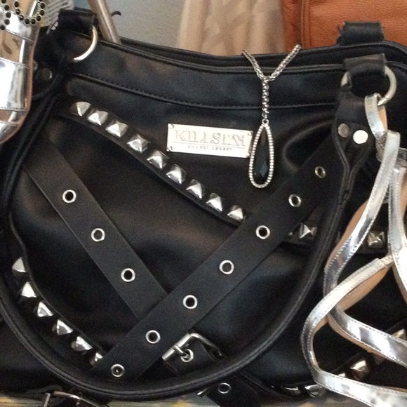 Purses - Picture 4 of 14